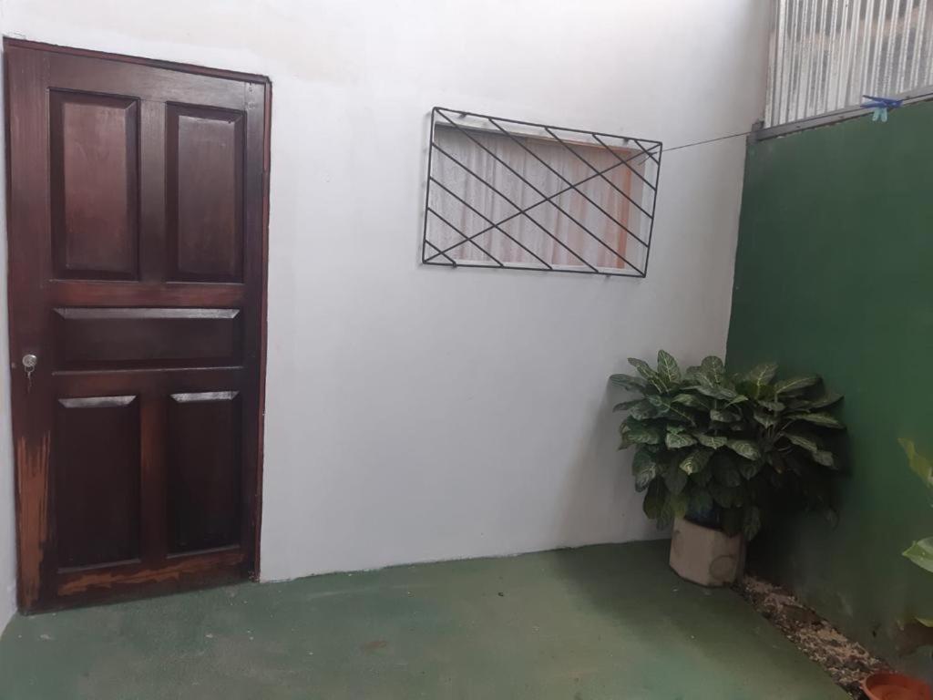 Cabinas Chazu #2 Quepos Ngoại thất bức ảnh